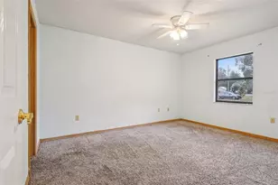 18628 SE 53rd Pl, Ocklawaha, FL 32179 - Photo 31