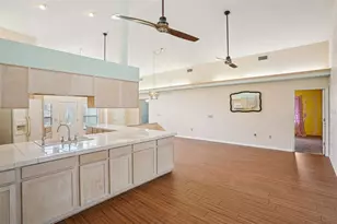 18628 SE 53rd Pl, Ocklawaha, FL 32179 - Photo 15