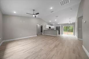 10320 SE 126th Ln, Belleview, FL 34420 - Photo 3