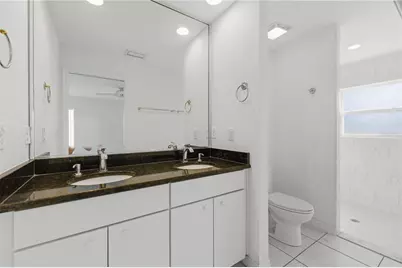 10758 SE Highway 464C, Ocklawaha, FL 32179 - Photo 13