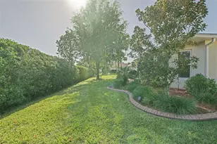 10158 Julia Isles Ave, Oxford, FL 34484 - Photo 15