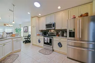 10158 Julia Isles Ave, Oxford, FL 34484 - Photo 39