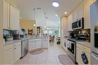 10158 Julia Isles Avenue, Oxford, FL 34484 - Photo 41