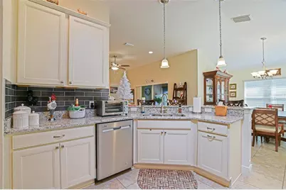 10158 Julia Isles Avenue, Oxford, FL 34484 - Photo 43