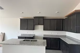 12547 NE 48th Ter, Oxford, FL 34484 - Photo 3