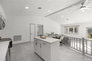 11921 SE 169th Ave Rd, Ocklawaha, FL 32179 - Photo 9