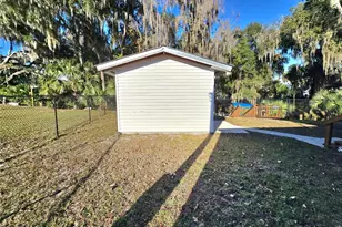 920 Cr 452A, Lake Panasoffkee, FL 33538 - Photo 37