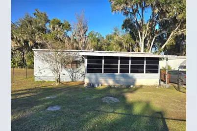 920 Cr 452A, Lake Panasoffkee, FL 33538 - Photo 1