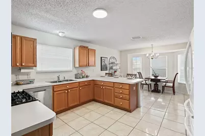 9239 SE 171st Cooper Loop, The Villages, FL 32162 - Photo 5