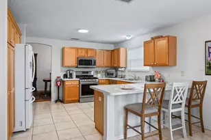 9239 SE 171st Cooper Loop, The Villages, FL 32162 - Photo 9