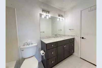 21204 Sandalwood Drive #21204, Wildwood, FL 34785 - Photo 9