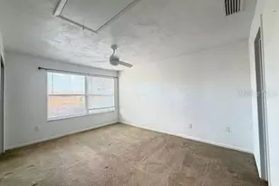 21204 Sandalwood Dr, Wildwood, FL 34785 - Photo 7