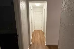 21204 Sandalwood Dr, Wildwood, FL 34785 - Photo 15