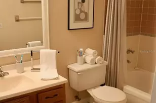 7011 SW 17th Pl, Gainesville, FL 32607 - Photo 9