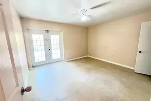 7011 SW 17th Pl, Gainesville, FL 32607 - Photo 17