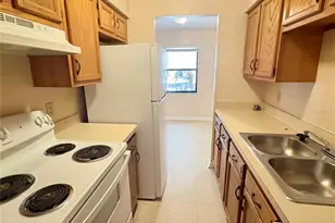 7011 SW 17th Pl, Gainesville, FL 32607 - Photo 7