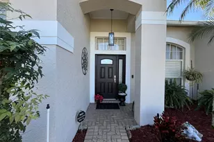 28702 Crooked Stick Ct, Wesley Chapel, FL 33543 - Photo 1