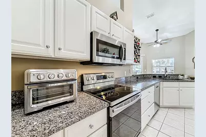 6050 Landings Boulevard, Lady Lake, FL 32159 - Photo 11