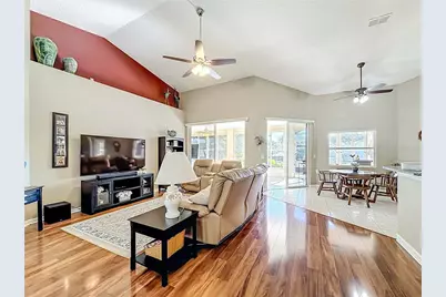 6050 Landings Boulevard, Lady Lake, FL 32159 - Photo 5