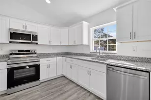 13508 SW 113th Ln, Dunnellon, FL 34432 - Photo 11