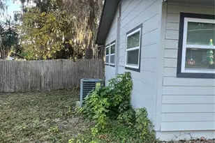 1568 NE 10th St, Ocala, FL 34470 - Photo 3