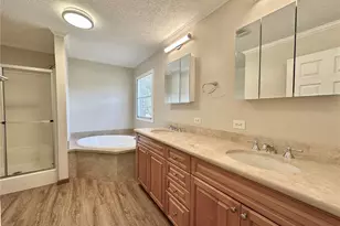 19050 SW 49th Pl, Dunnellon, FL 34432 - Photo 11