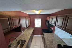 2564 SE 15th Ave, Ocala, FL 34471 - Photo 11