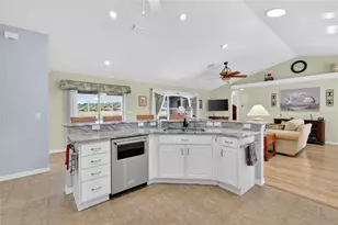 12384 SE 176th Loop, Summerfield, FL 34491 - Photo 15