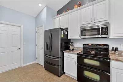 12384 SE 176th Loop, Summerfield, FL 34491 - Photo 17