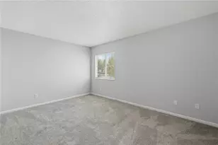 574 Fairways Cir, Ocala, FL 34472 - Photo 11