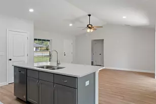 7671 N Maltese Dr, Citrus Springs, FL 34433 - Photo 15