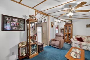 16571 SE 102nd Ct Rd, Summerfield, FL 34491 - Photo 9