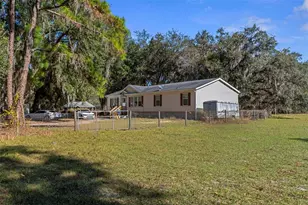 27910 Debbie Rd, Okahumpka, FL 34762 - Photo 91