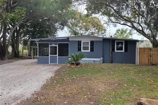 10895 SE Timucuan Rd, Summerfield, FL 34491 - Photo 1