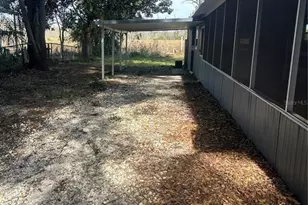 10895 SE Timucuan Rd, Summerfield, FL 34491 - Photo 5