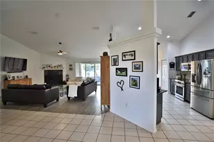 20462 SW 36th St, Dunnellon, FL 34431 - Photo 7