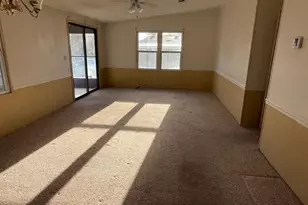 1832 W Schwartz Blvd, Lady Lake, FL 32159 - Photo 3