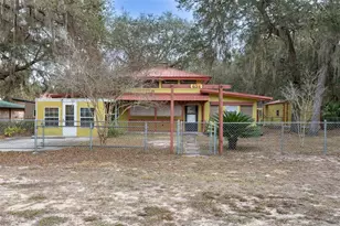 621 NE 165th Terrace, Silver Springs, FL 34488 - Photo 5