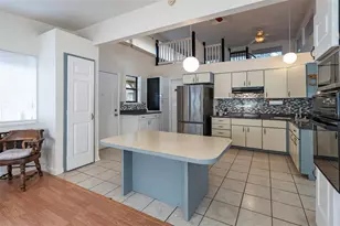 621 NE 165th Terrace, Silver Springs, FL 34488 - Photo 13