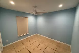 13014 NE 5th Pl, Silver Springs, FL 34488 - Photo 21