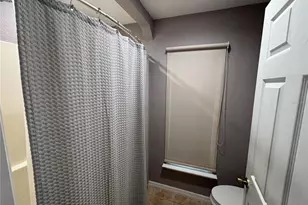 13014 NE 5th Pl, Silver Springs, FL 34488 - Photo 9