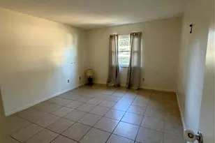 608 Bahia Cir, Ocala, FL 34472 - Photo 15