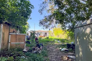 18143 NW 20th Ave, Miami Gardens, FL 33056 - Photo 17