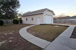 5692 NE 62nd Court Rd, Silver Springs, FL 34488 - Photo 23