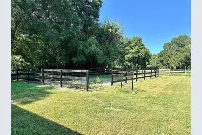 5625 NW 193rd Lane, Orange Lake, FL 32681 - Photo 35