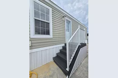 919 50th Avenue W, Bradenton, FL 34207 - Photo 3