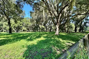 5625 NW 193rd Ln, Orange Lake, FL 32681 - Photo 33