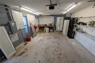 2409 S Shelly Ave, Inverness, FL 34450 - Photo 33