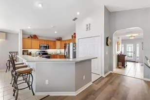 11193 SE 173rd Pl, Summerfield, FL 34491 - Photo 5