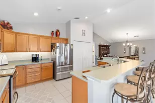 11193 SE 173rd Pl, Summerfield, FL 34491 - Photo 7